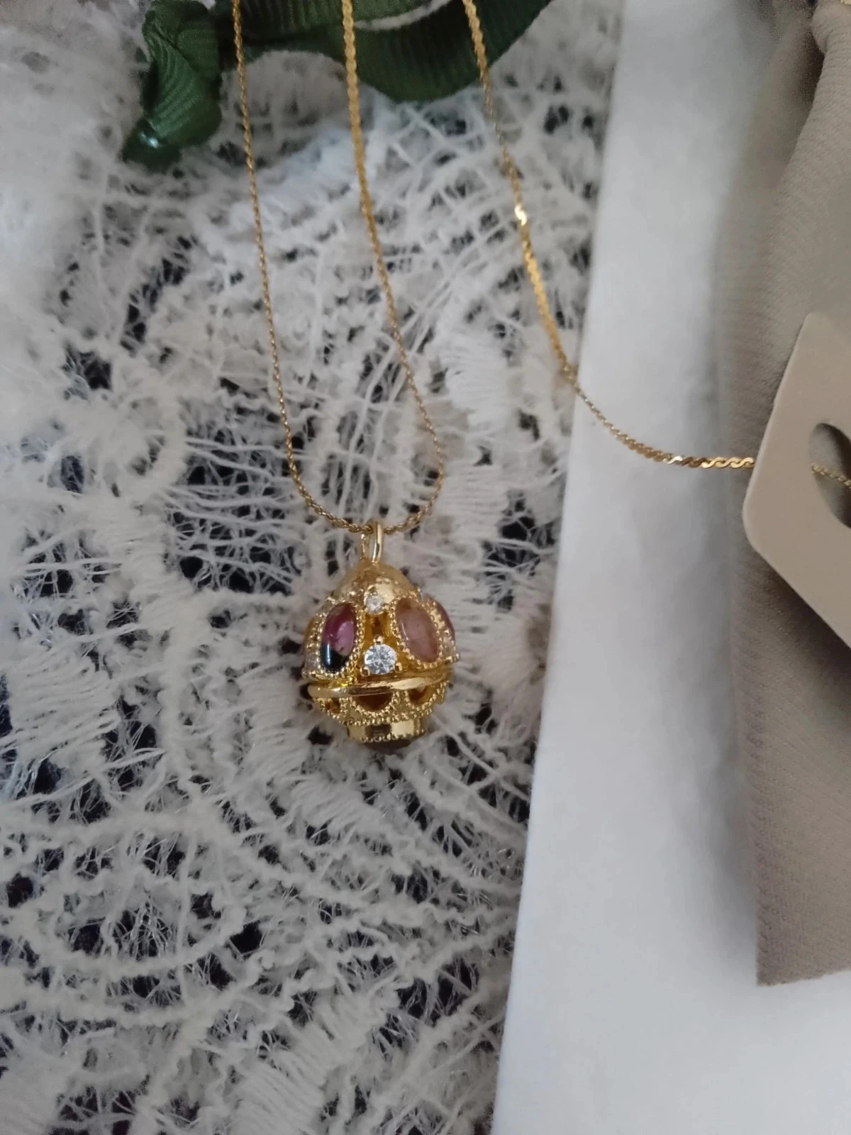 Goudkleurige talisman ketting met natuurlijke stenen Habaha – photo 3